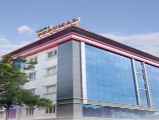 Shri Perumal Inn ポンディシェリ エクステリア 写真